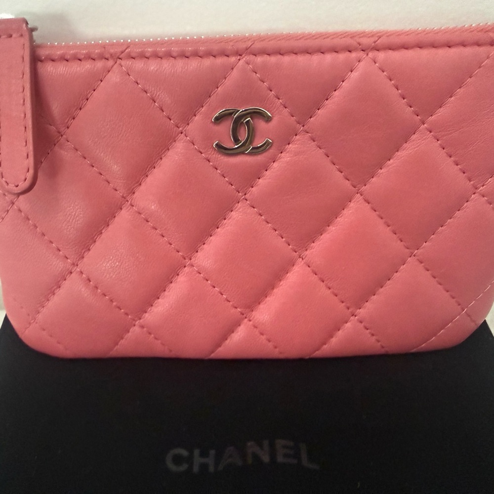 CHANEL Pink Quilted Leather Coin Purse 👛 Silver Hardware